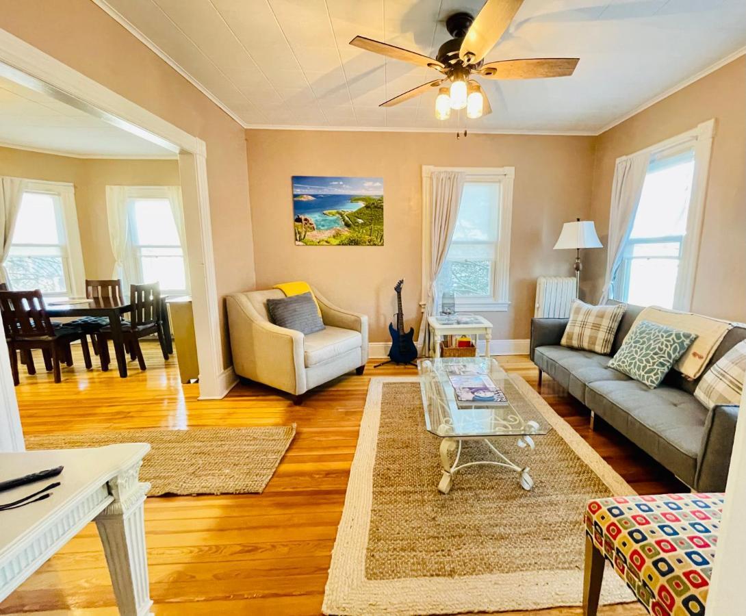 Delightful 2Br Apartment With Balcony - 15 Min From Mohegan Sun- Foxwoods Casinos & Mystic New London Dış mekan fotoğraf